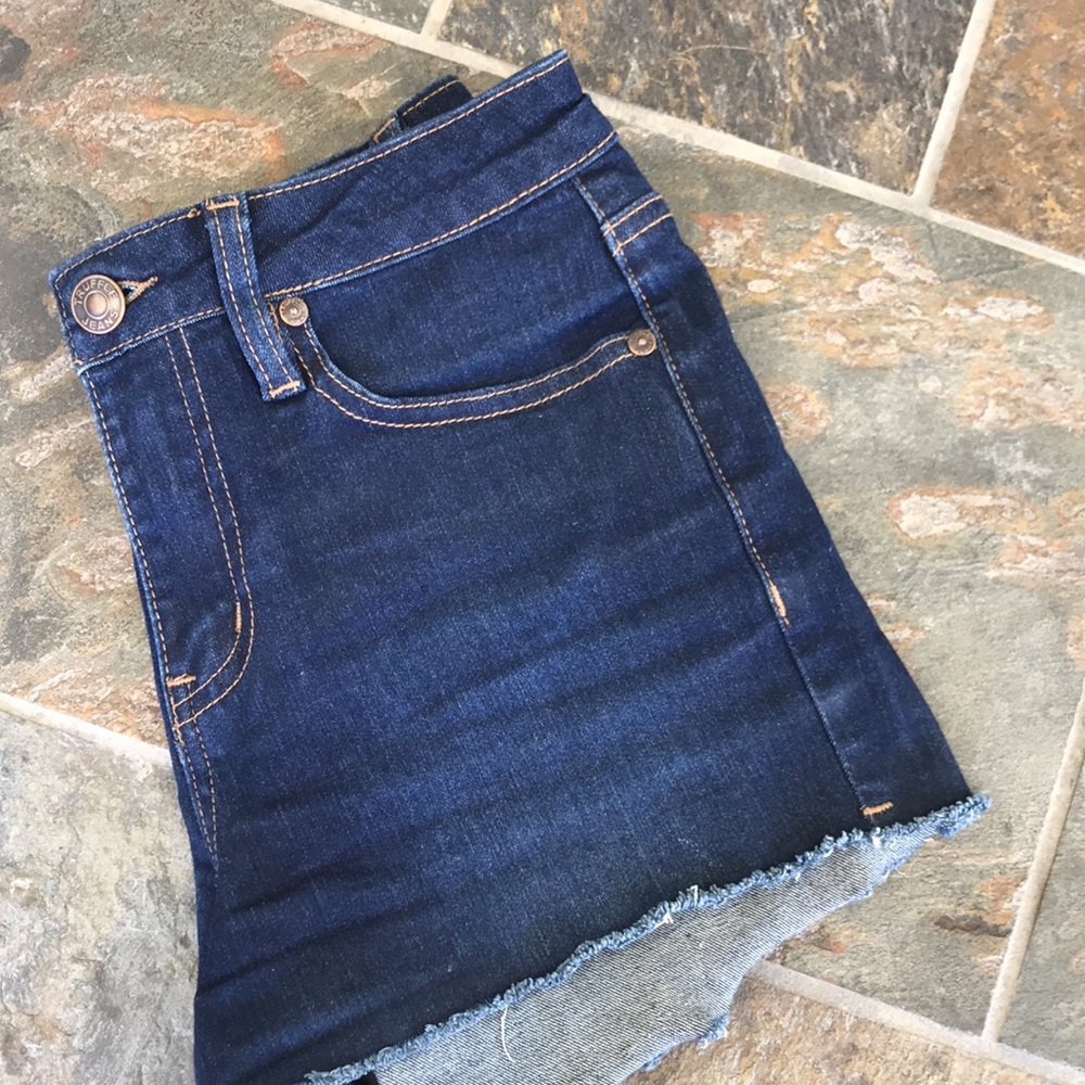 Truffle Jean shorts size 5/26. Seem smaller end - Picture 5 of 12